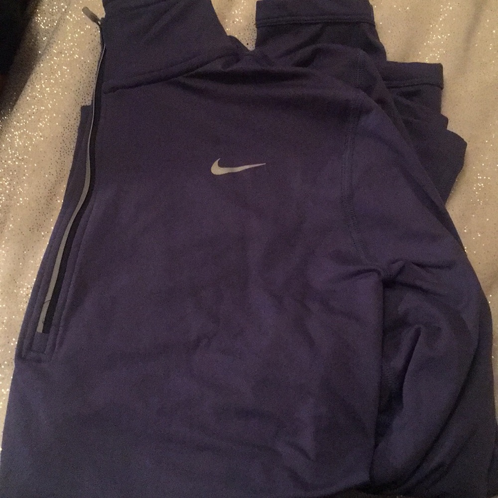 Purple 💜 Nike Jacket for those windy 🌬 runs